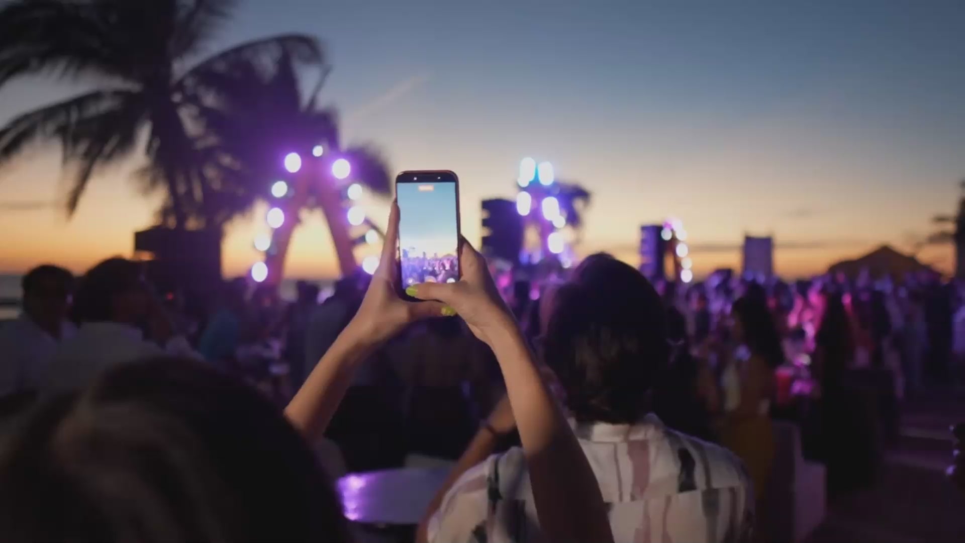 Load video: EKAI Drinks brand video with clips of a music festival, trail running, lifting weights, gravel biking and urban running.